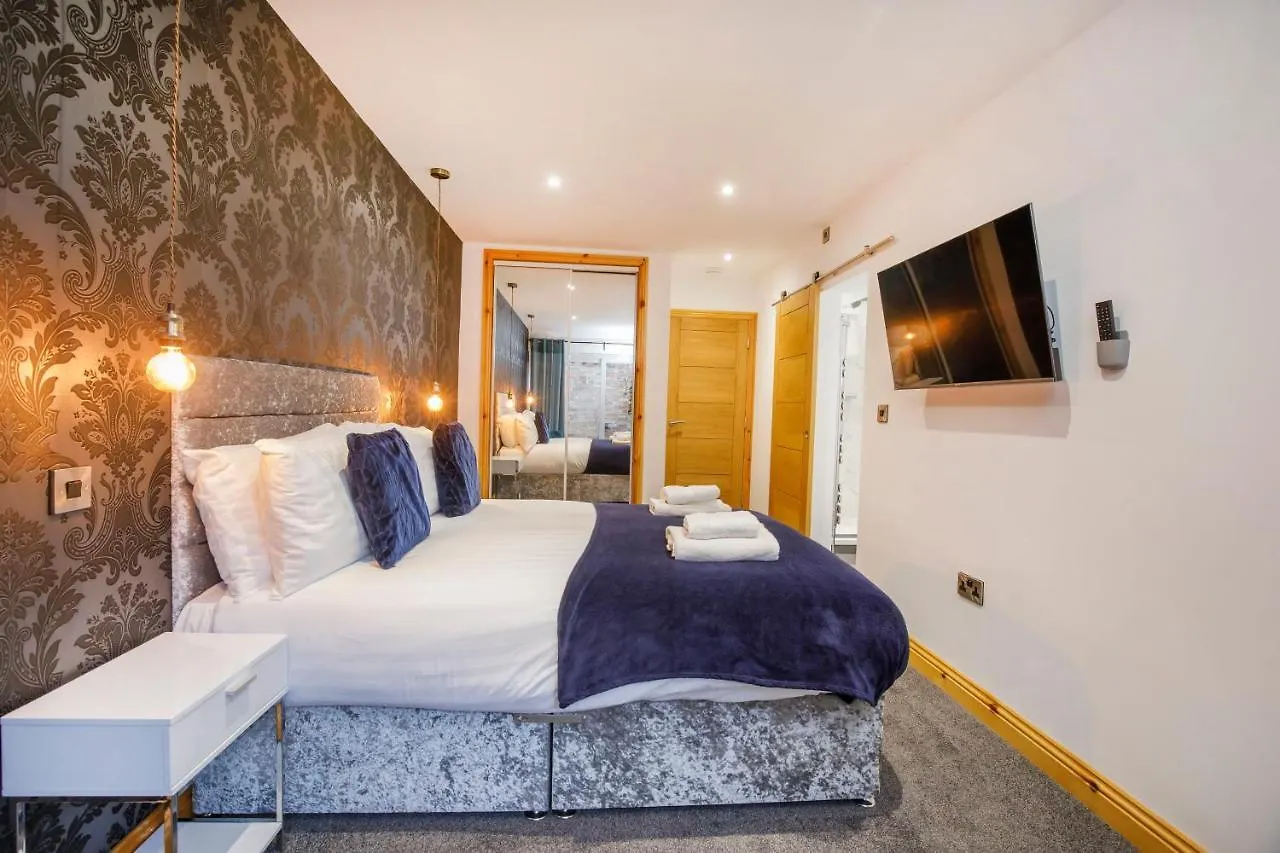 The Haven At The Lawrence Apartments Йорк